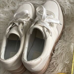 Women's White Sneakers